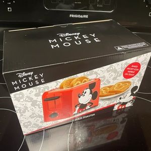 Disney Mickey Mouse toaster